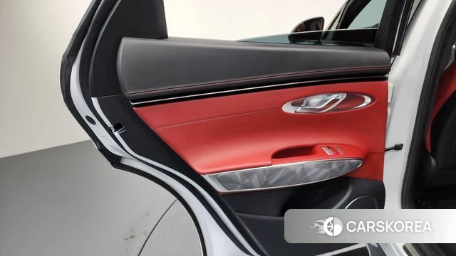 Genesis GV70 id 4194748 из Кореи 17