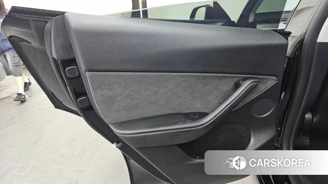 Tesla Model Y id 4480511 из Кореи 17