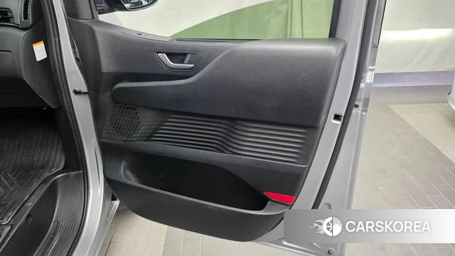 Hyundai Staria id 4904560 из Кореи 17