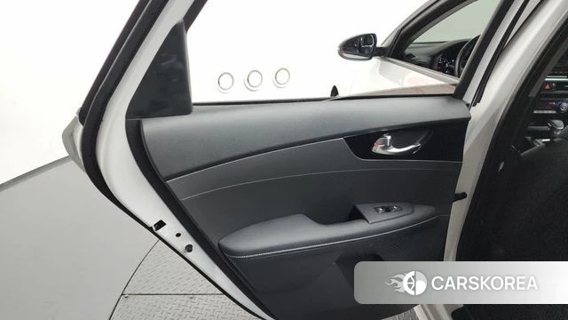 Kia The New K3 2nd generation id 4527946 из Кореи 17