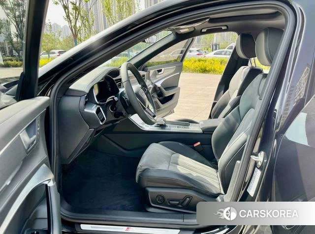 Audi A6L id 4278827 из Китая 17