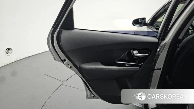Kia Niro EV id 4268222 из Кореи 17