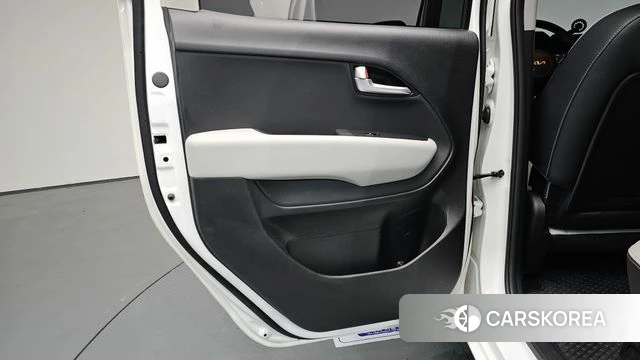 Kia The New Kia Ray EV id 4715015 из Кореи 17