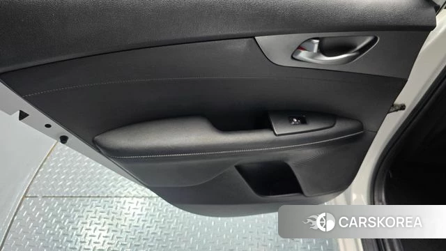 Kia Come New K3 id 4502680 из Кореи 17