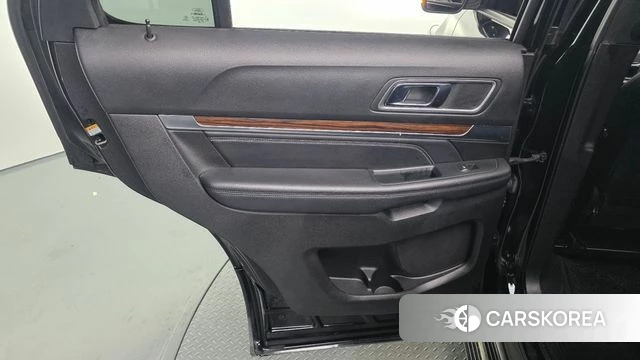 Ford Explorer id 4305145 из Кореи 17