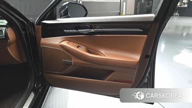 Genesis G90 id 4758907 из Кореи 17