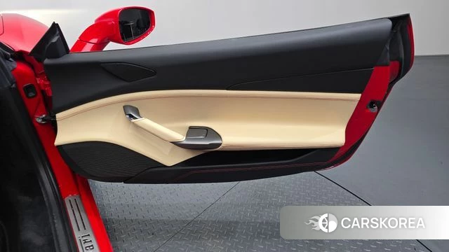 Ferrari 488 GTB id 4698997 из Кореи 17