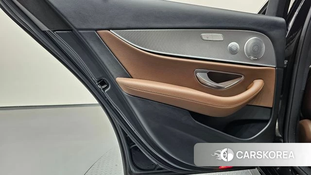 Mercedes-Benz E-Class W213 id 4836865 из Кореи 17