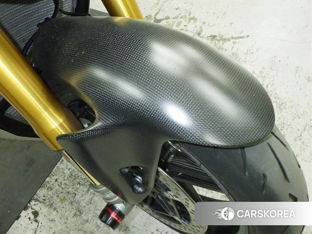 Ducati STREETFIGHTER V4 S id 3951940 из Японии 17