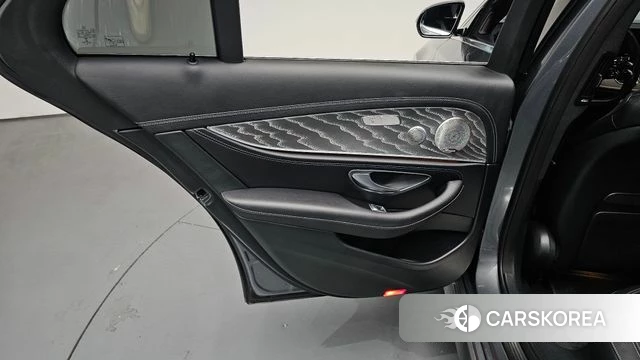 Mercedes-Benz E-Class W213 id 4355314 из Кореи 17