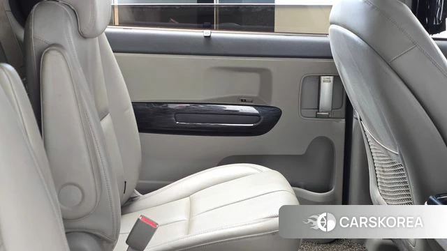 Kia All New Carnival id 4882647 из Кореи 17