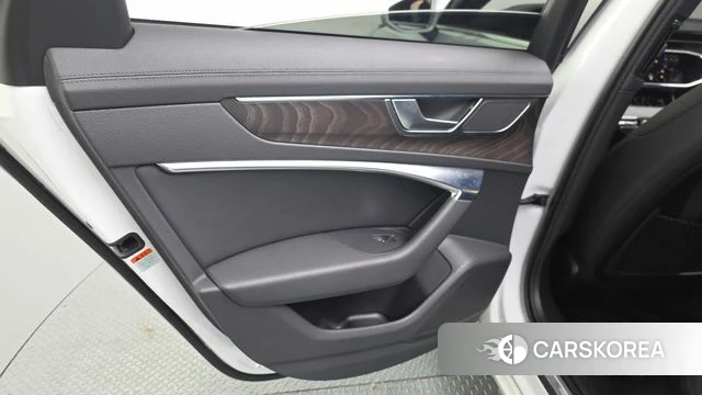 Audi A6 (C8) id 4609371 из Кореи 17