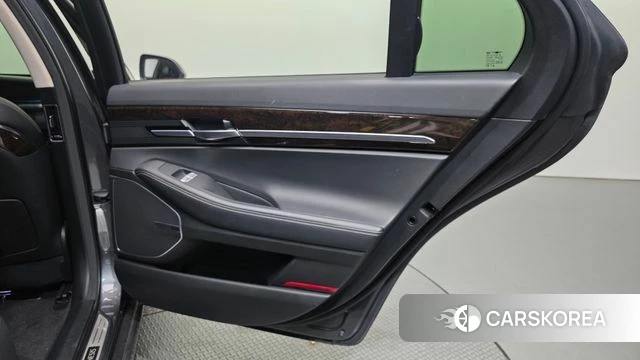 Genesis G90 id 4403244 из Кореи 17