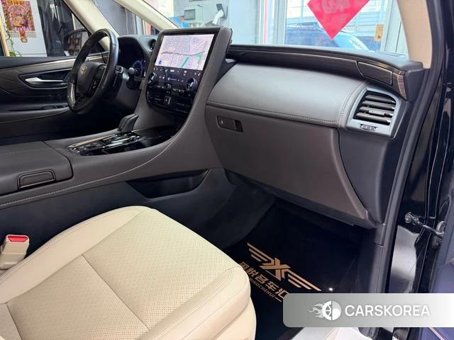 Toyota Elfa id 4257336 из Китая 17