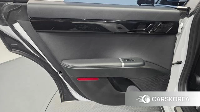 Hyundai Grandeur (GN7) id 4893454 из Кореи 17