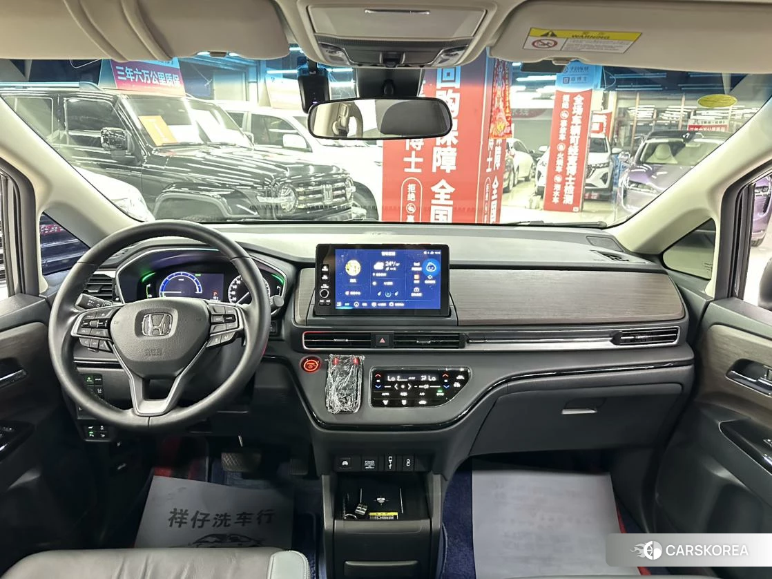 Honda Odyssey id 4467946 из Китая 17