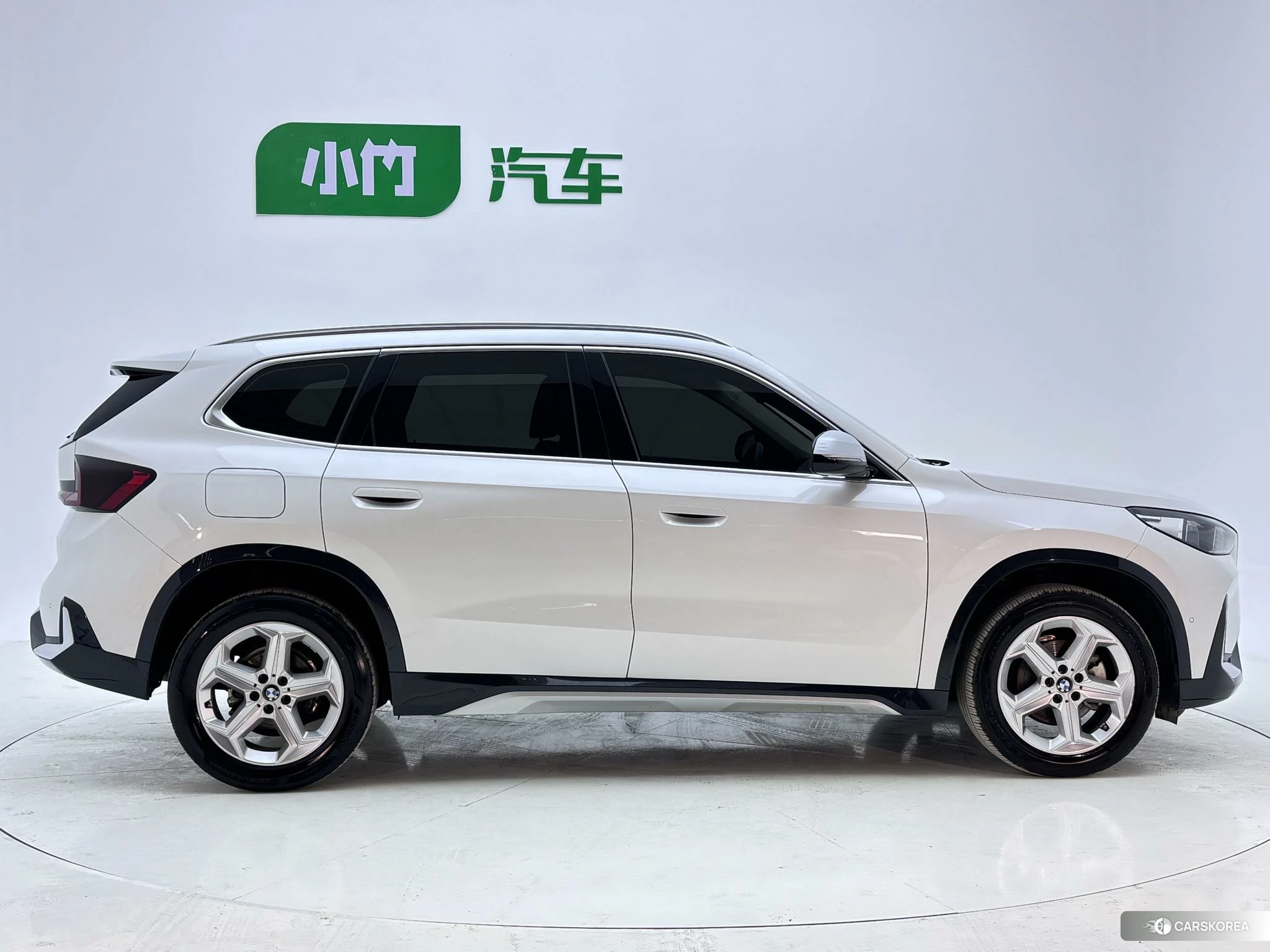 BMW X1 id 4479674 из Китая 17