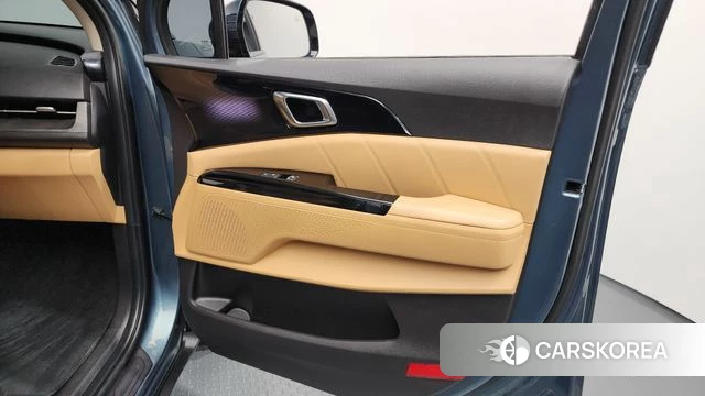 Kia Carnival 4th generation id 4244318 из Кореи 17