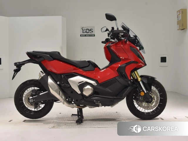 Проданный Honda X-ADV 750 2023 из Японии, фото 2