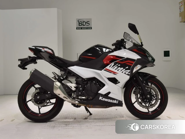 Проданный Kawasaki NINJA 400 2020 из Японии