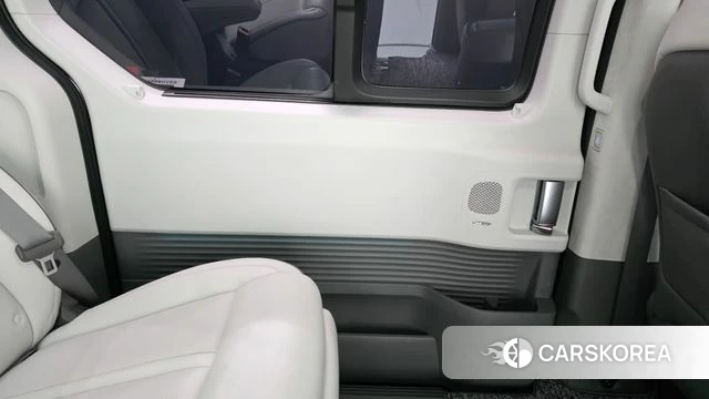 Hyundai Staria id 4248638 из Кореи 17