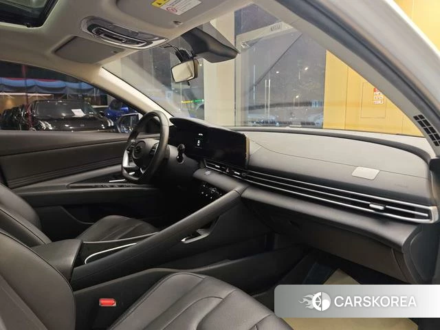 Hyundai Elantra id 4321395 из Китая 17