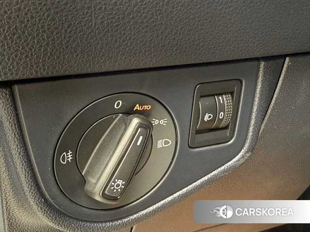 Volkswagen Lavida id 3926932 из Китая 17