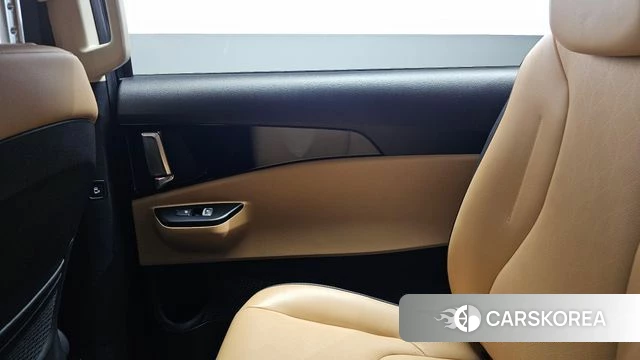 Kia Carnival 4th generation id 4480811 из Кореи 17