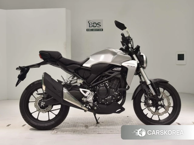 Проданный Honda CB250R 2018 из Японии, фото 2