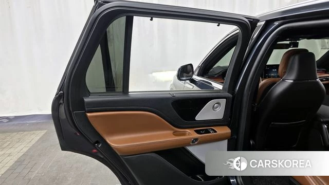 Lincoln Aviator 2nd generation id 4223824 из Кореи 17