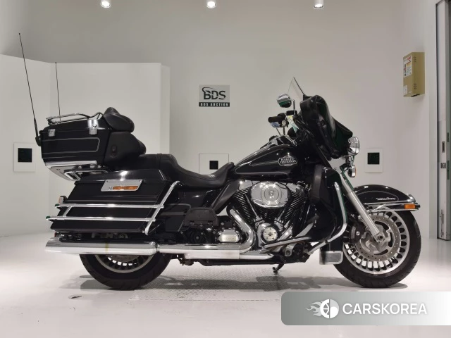 Проданный Harley-Davidson Electra Glide FLHTCU1690 2011 из Японии