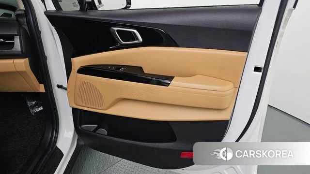 Kia Carnival 4th generation id 4458609 из Кореи 17