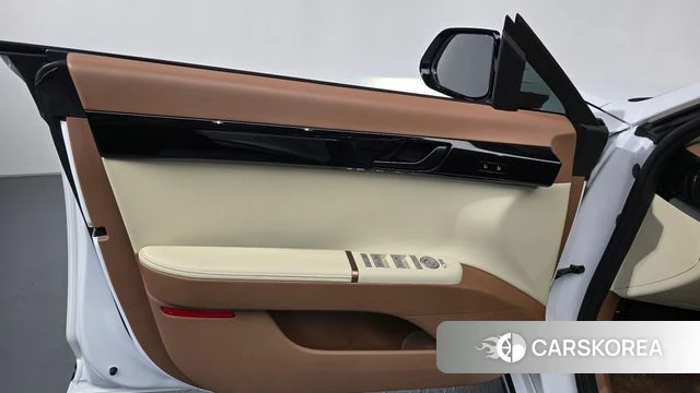 Hyundai Grandeur Hybrid (GN7) id 4414295 из Кореи 17