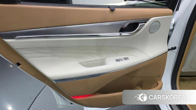 Hyundai The New Grandeur IG id 4580219 из Кореи 17
