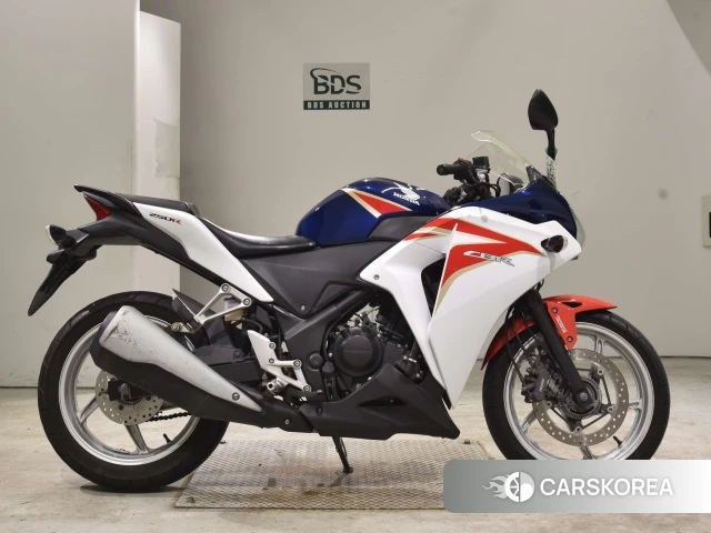 Проданный Honda CBR250R ABS 2011 из Японии, фото 2