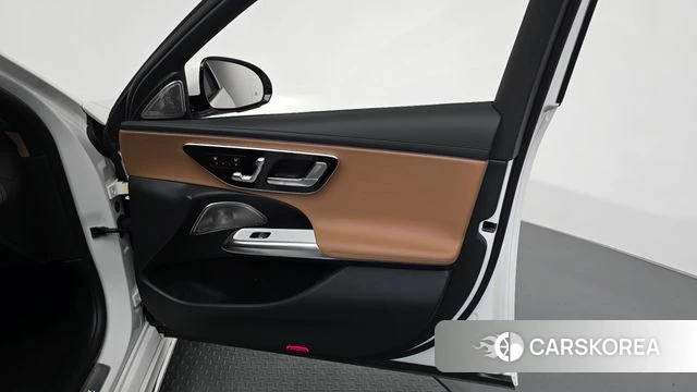 Mercedes-Benz E-Class W214 id 4743844 из Кореи 17