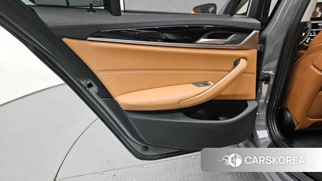 BMW 5 Series (G30) id 4721148 из Кореи 17