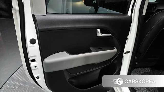 Kia The New Kia Ray EV id 4280510 из Кореи 17