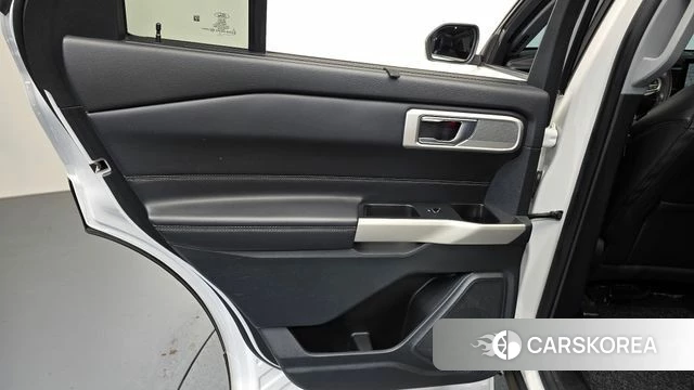 Ford Explorer 6th Generation id 4423616 из Кореи 17