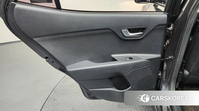 Kia Stonic id 4483426 из Кореи 17