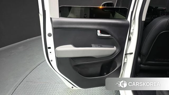 Kia The New Kia Ray id 4360480 из Кореи 17