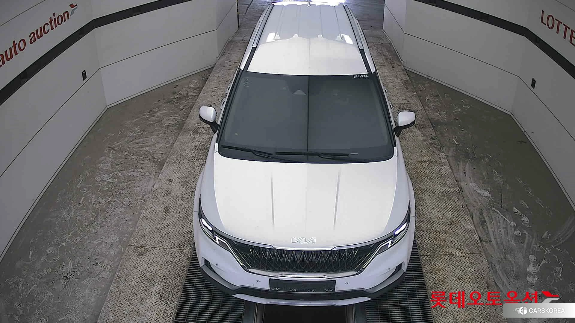 Kia Carnival id 3882091 из Кореи 17