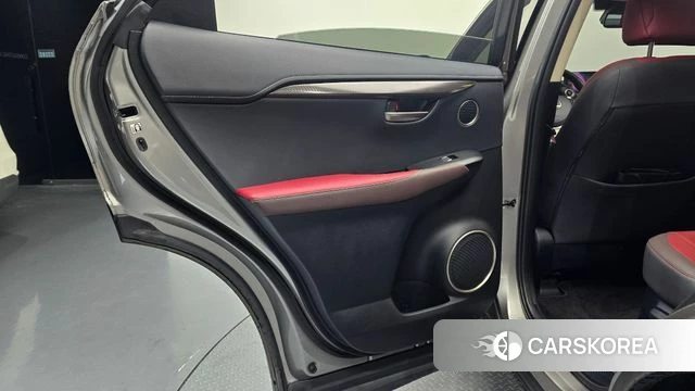 Lexus NX300h id 4397594 из Кореи 17