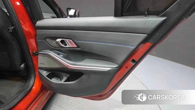 BMW 3 Series (G20) id 4702807 из Кореи 17