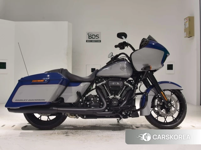 Проданный Harley-Davidson Road Glide FLTRXS1870 2023 из Японии