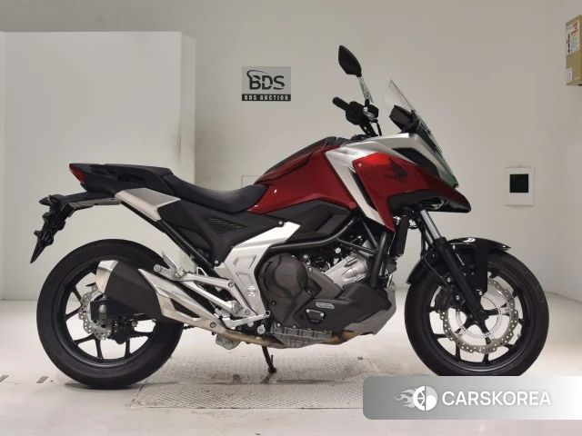 Проданный Honda NC750X DCT 2024 из Японии