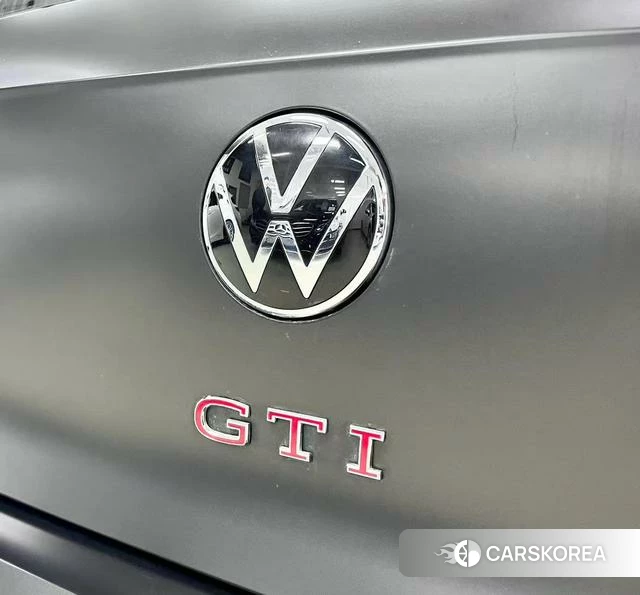Volkswagen Golf GTI id 4273251 из Китая 17