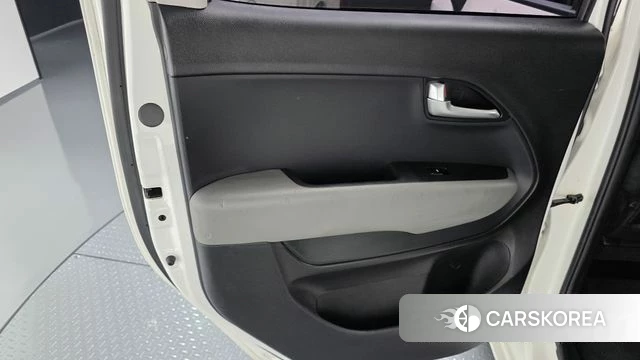 Kia The New Kia Ray id 4935542 из Кореи 17