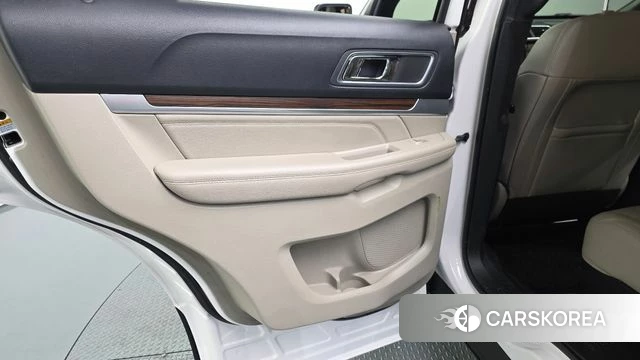 Ford Explorer id 4378165 из Кореи 17