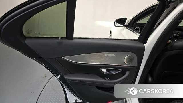 Mercedes-Benz E-Class W213 id 4411374 из Кореи 17
